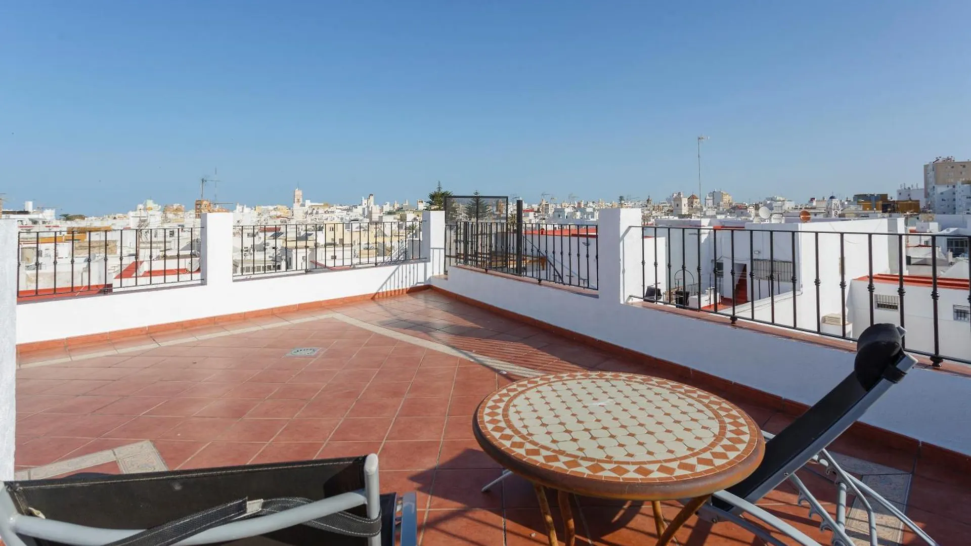El Atico De Los Ingleses By Cadiz4Rentals (Adults Only) 0*, Cadiz Spain
